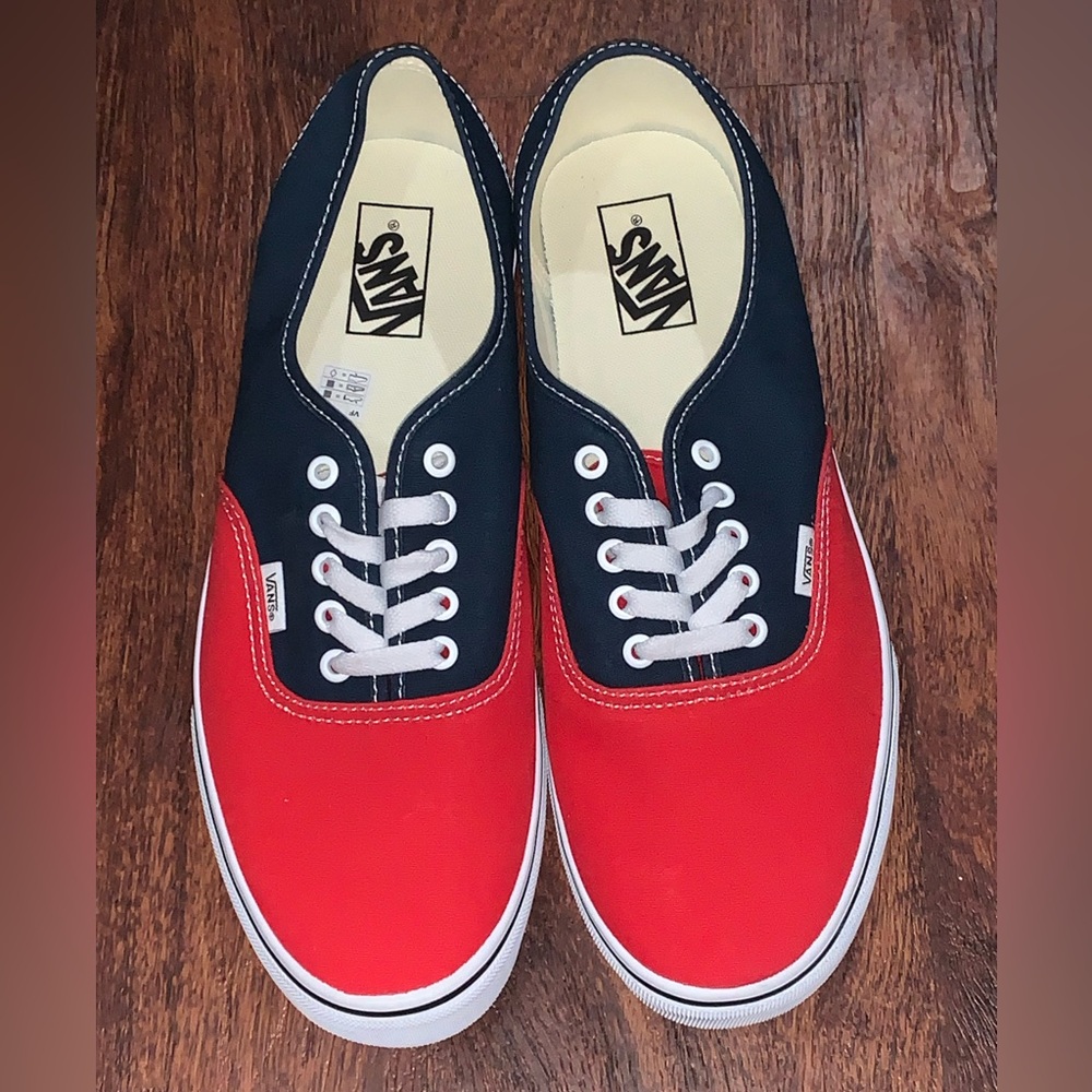 Vans - Picture 6 of 13